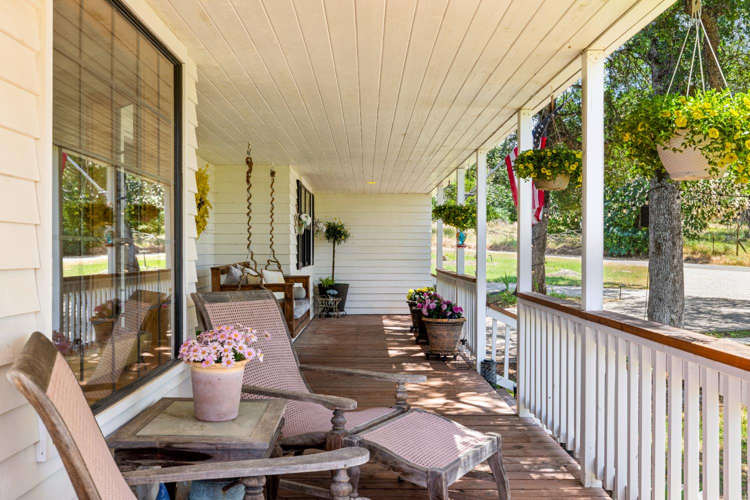 Detail Gallery Image 14 of 94 For 3740 Wild Turkey Dr, Shingle Springs,  CA 95682 - 4 Beds | 3 Baths