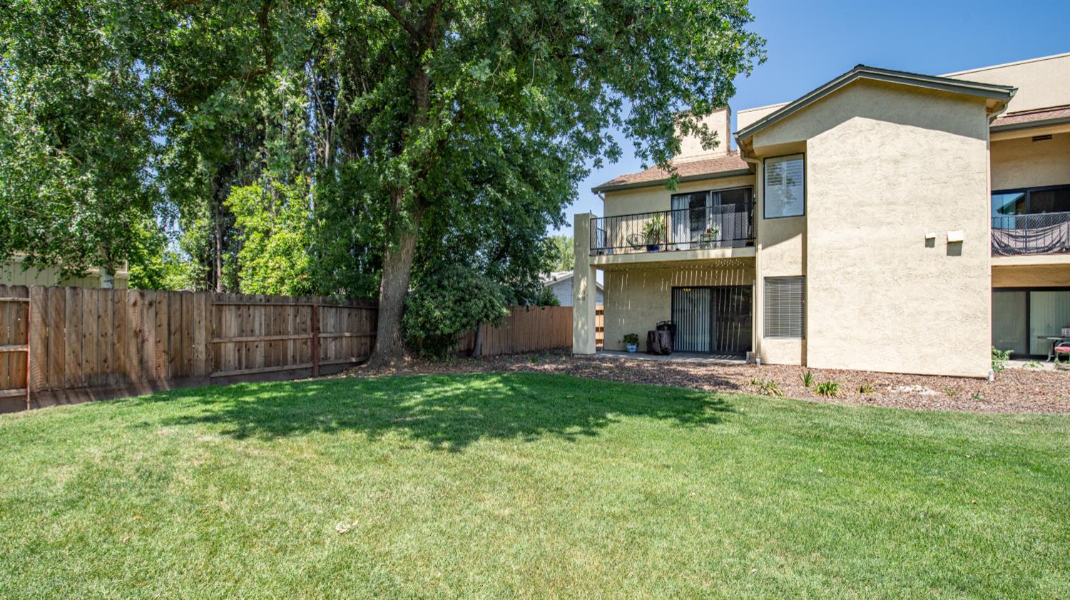 Detail Gallery Image 24 of 25 For 1628 Porter Way, Stockton,  CA 95207 - 2 Beds | 2 Baths