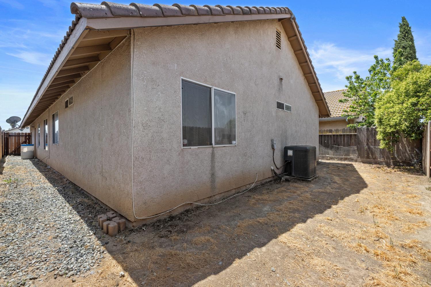 Detail Gallery Image 33 of 33 For 1112 La Mesa St, Escalon,  CA 95320 - 3 Beds | 2 Baths