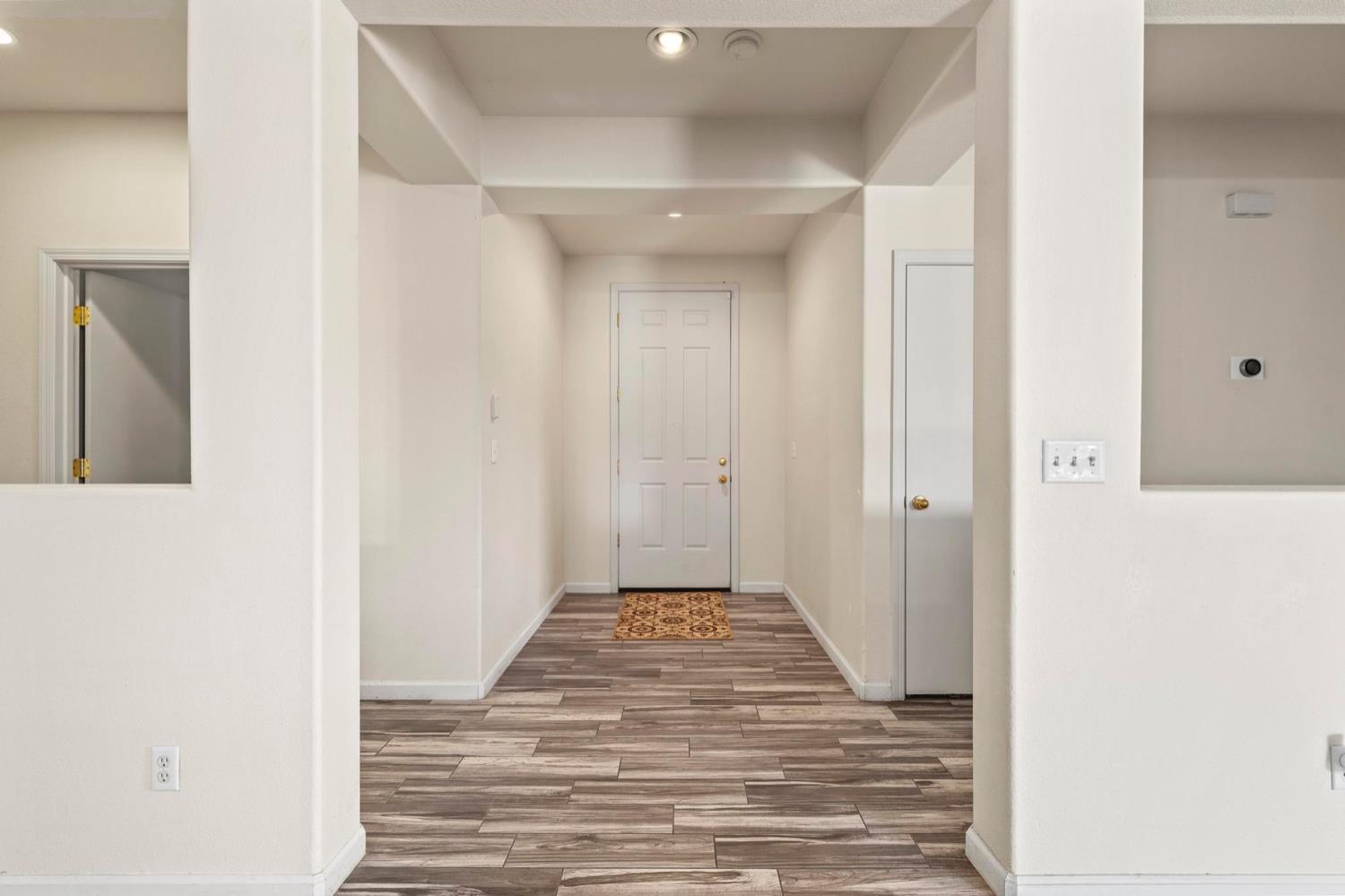 Maplehurst Street, Olivehurst, California image 9