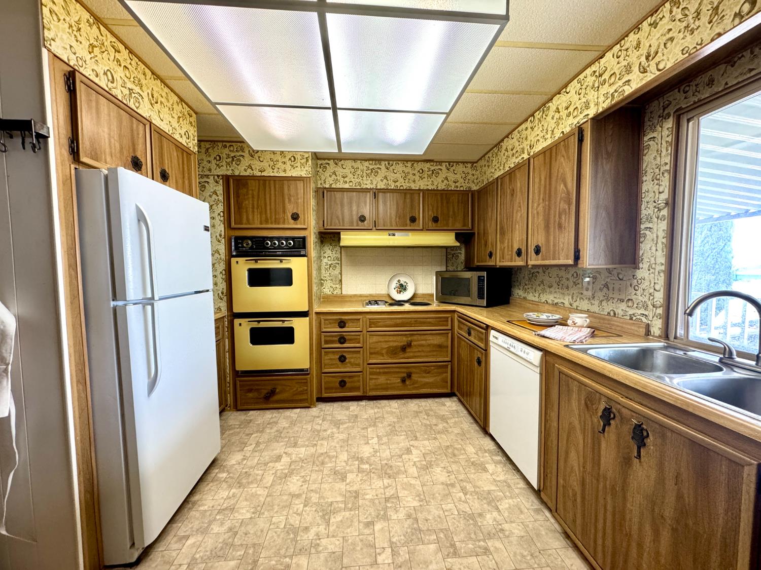 Detail Gallery Image 36 of 37 For 1624 Tulip Cir, Auburn,  CA 95603 - 3 Beds | 2 Baths