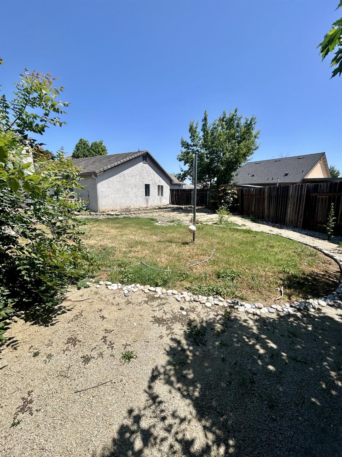 Detail Gallery Image 18 of 31 For 766 Oldenburg Way, Galt,  CA 95632 - 3 Beds | 2 Baths