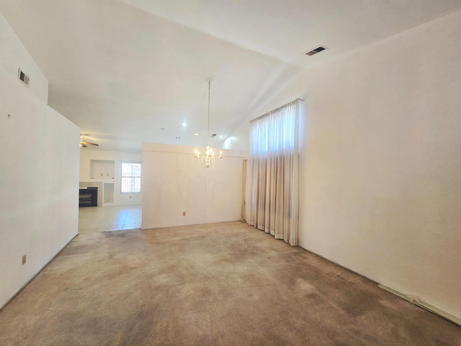 Detail Gallery Image 5 of 11 For 1943 Calafia Ct, Tracy,  CA 95376 - 3 Beds | 2 Baths