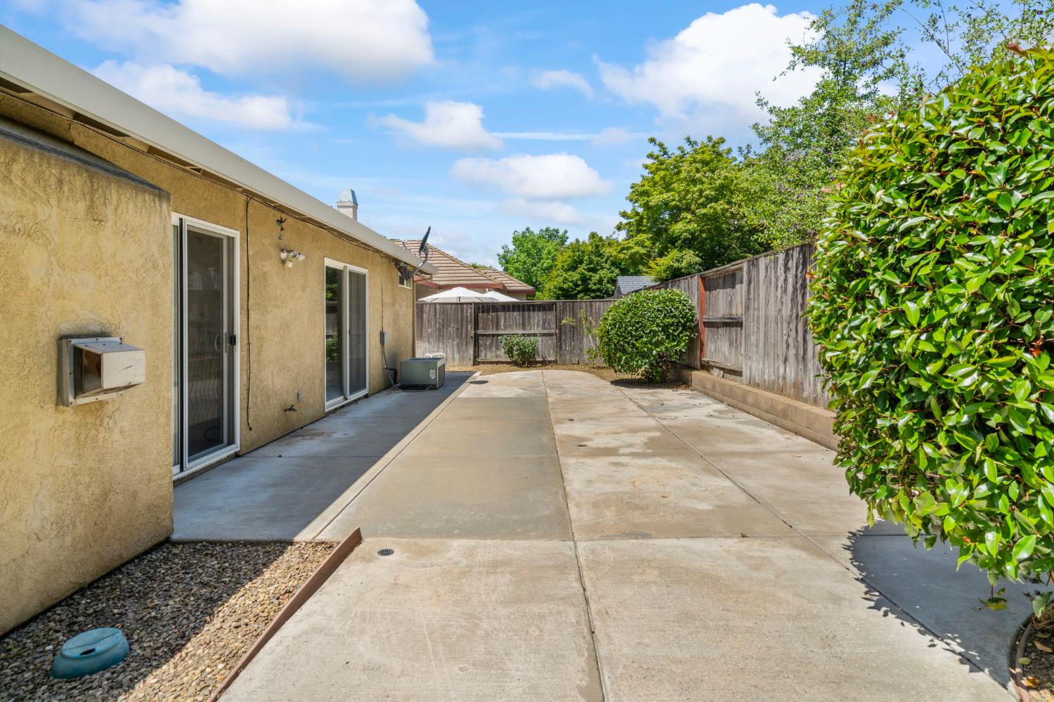 Detail Gallery Image 41 of 55 For 1925 Crystalwood Ln, Lodi,  CA 95242 - 3 Beds | 2 Baths