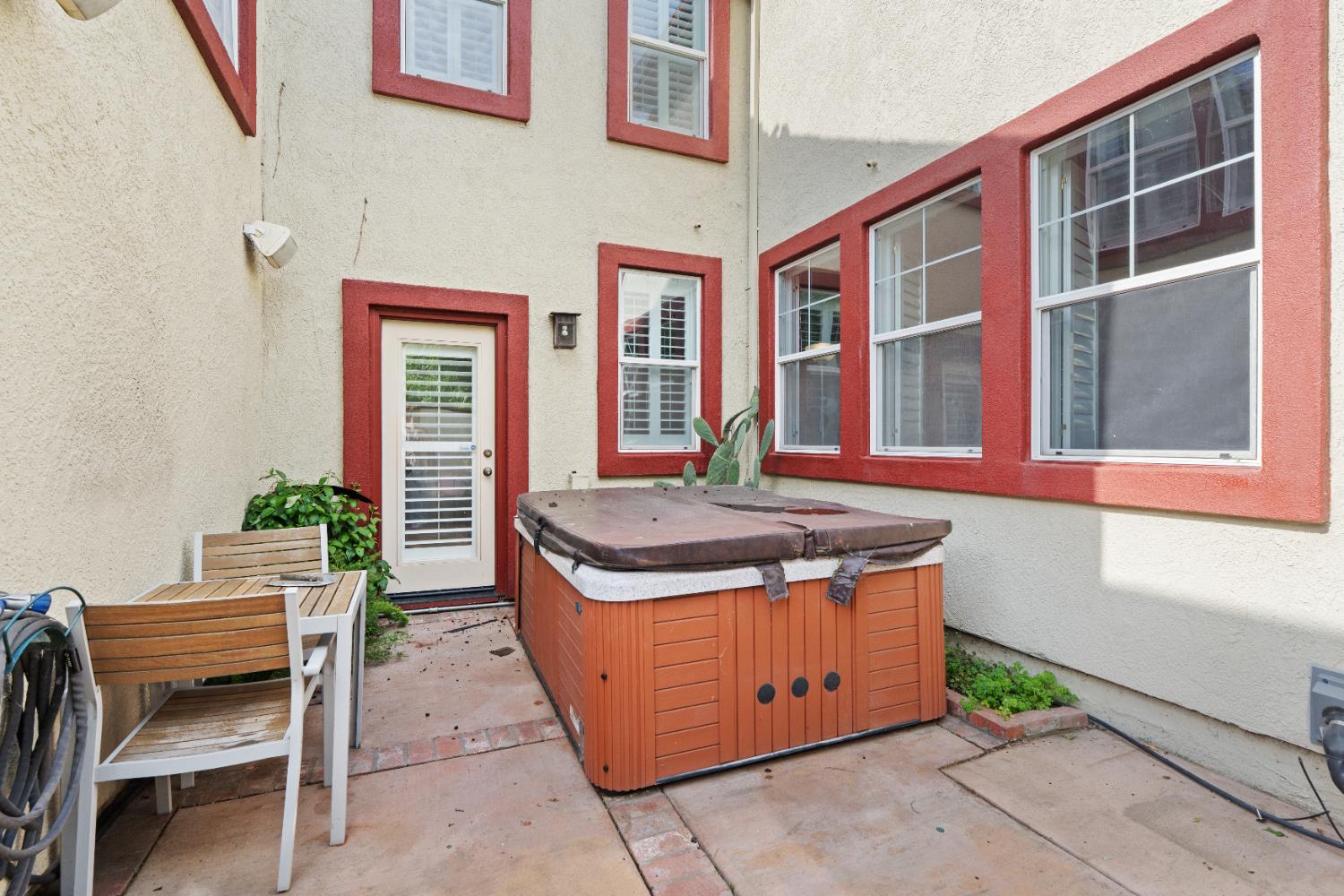 Detail Gallery Image 28 of 31 For 213 Washington Pl, West Sacramento,  CA 95605 - 3 Beds | 2/1 Baths