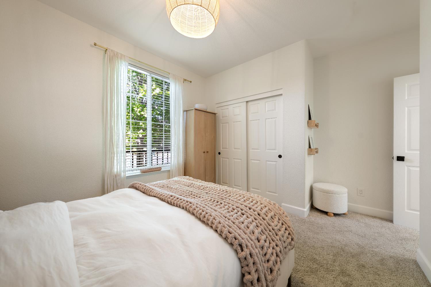 Detail Gallery Image 33 of 50 For 2356 Staxton Cir, Roseville,  CA 95747 - 3 Beds | 2 Baths