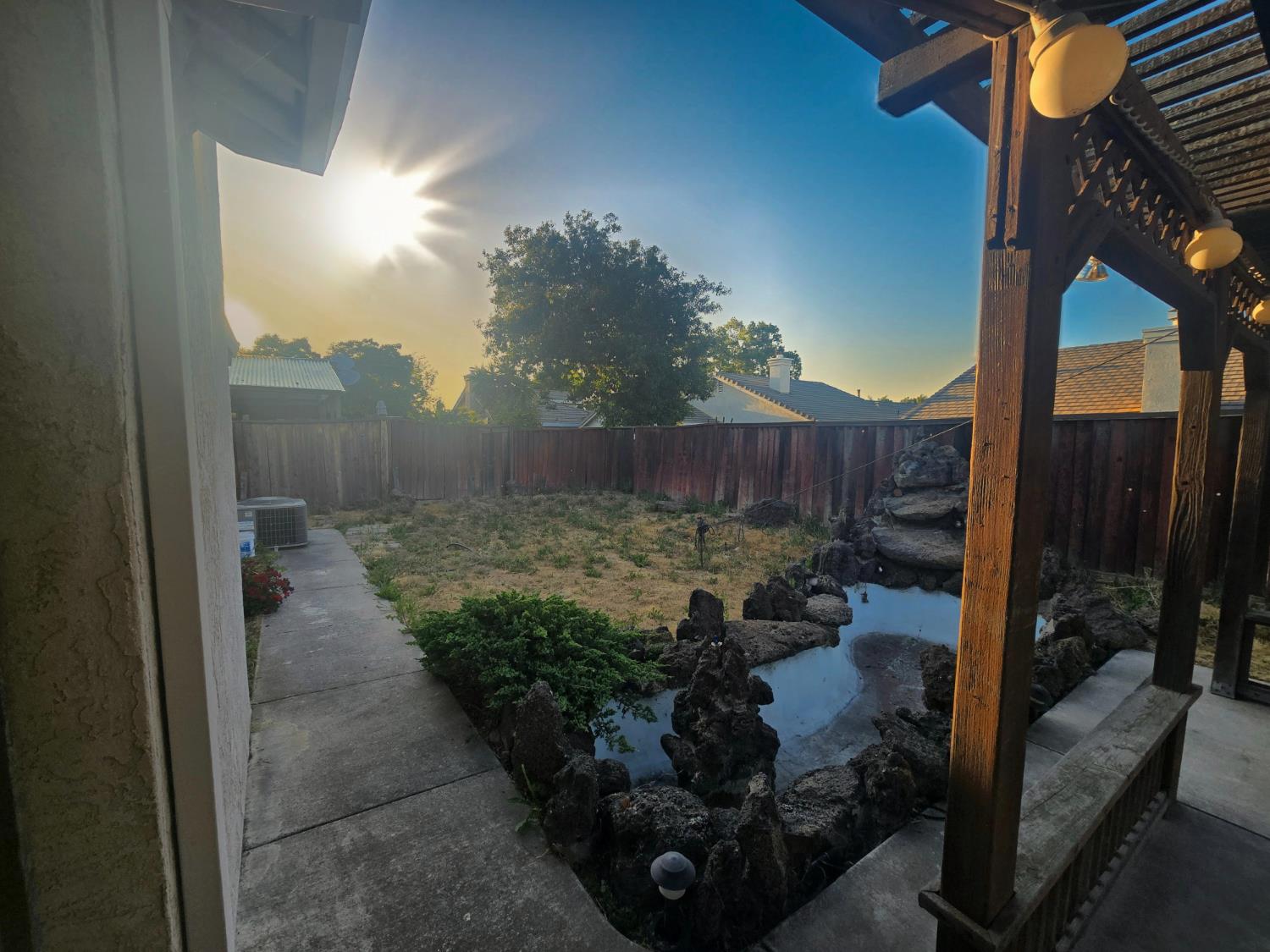 Detail Gallery Image 9 of 11 For 1943 Calafia Ct, Tracy,  CA 95376 - 3 Beds | 2 Baths