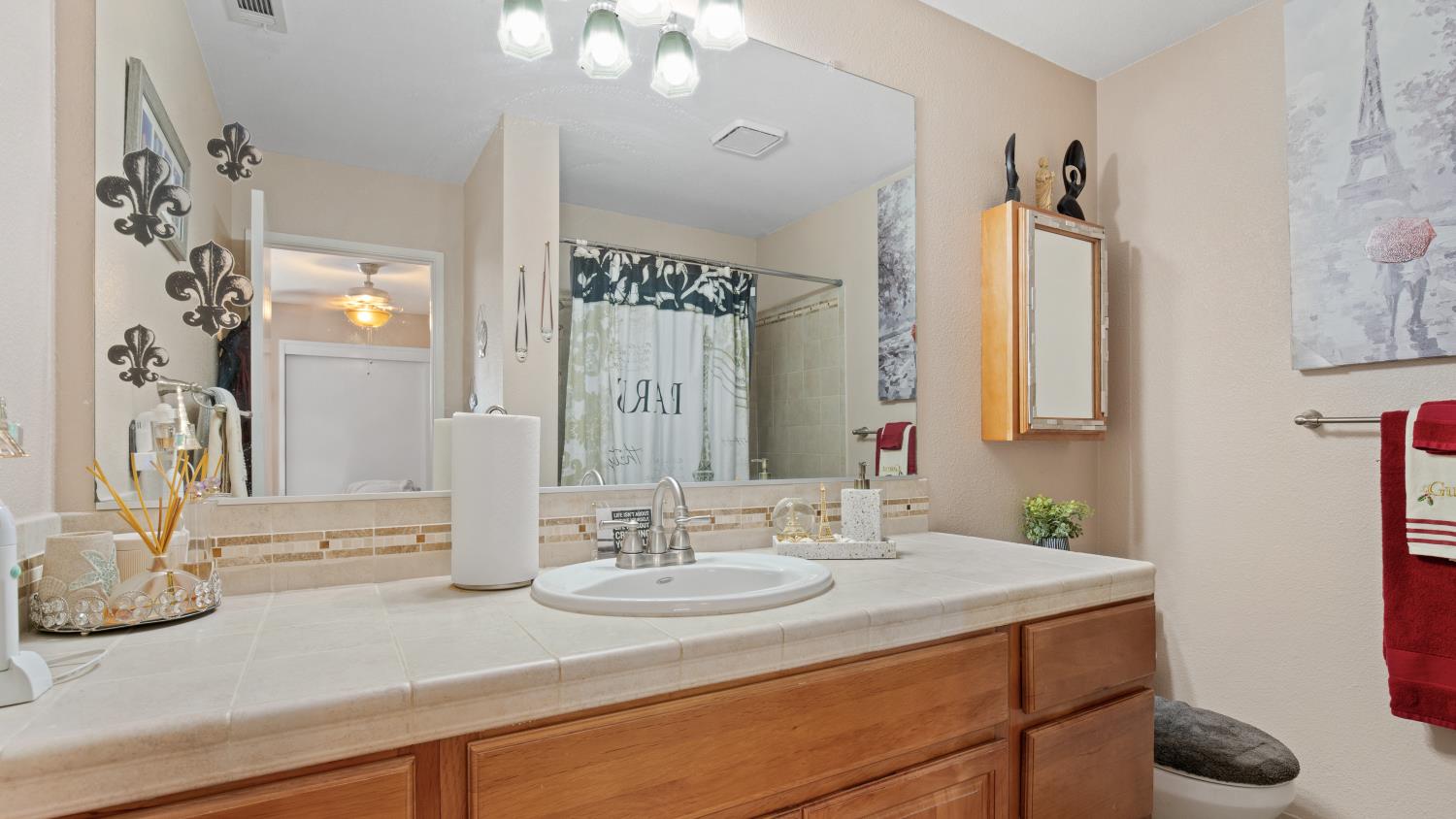 Detail Gallery Image 16 of 25 For 1628 Porter Way, Stockton,  CA 95207 - 2 Beds | 2 Baths