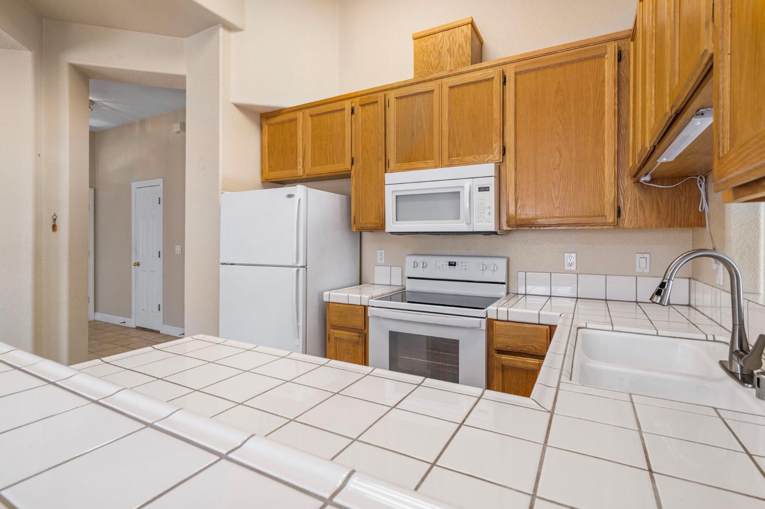 Detail Gallery Image 20 of 55 For 1925 Crystalwood Ln, Lodi,  CA 95242 - 3 Beds | 2 Baths
