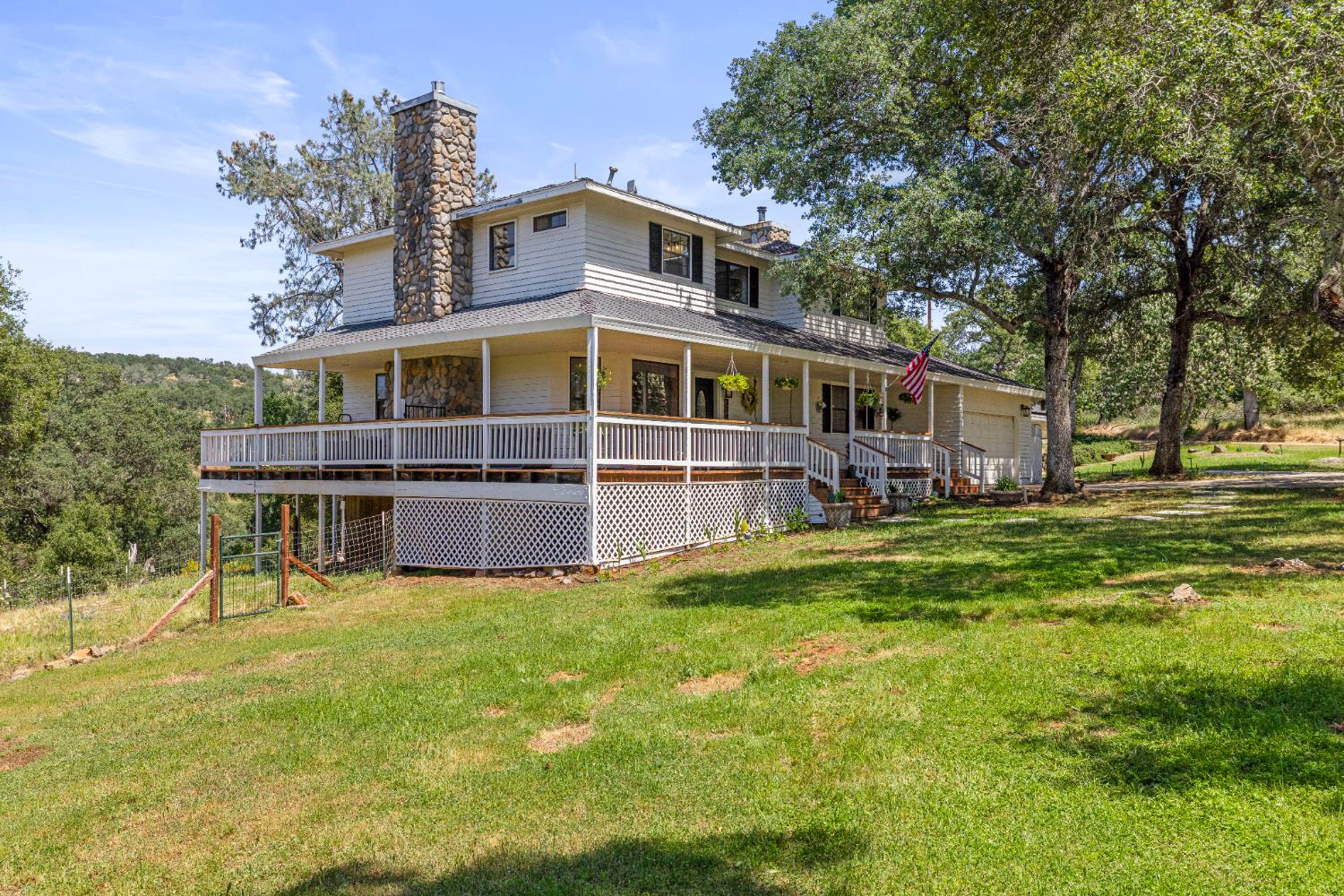 Detail Gallery Image 4 of 94 For 3740 Wild Turkey Dr, Shingle Springs,  CA 95682 - 4 Beds | 3 Baths