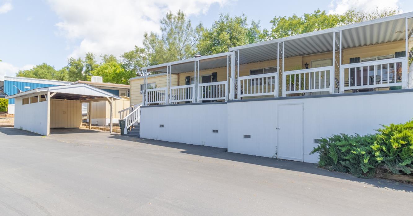 Detail Gallery Image 1 of 25 For 150 Clinton 15, Jackson,  CA 95642 - 2 Beds | 2 Baths