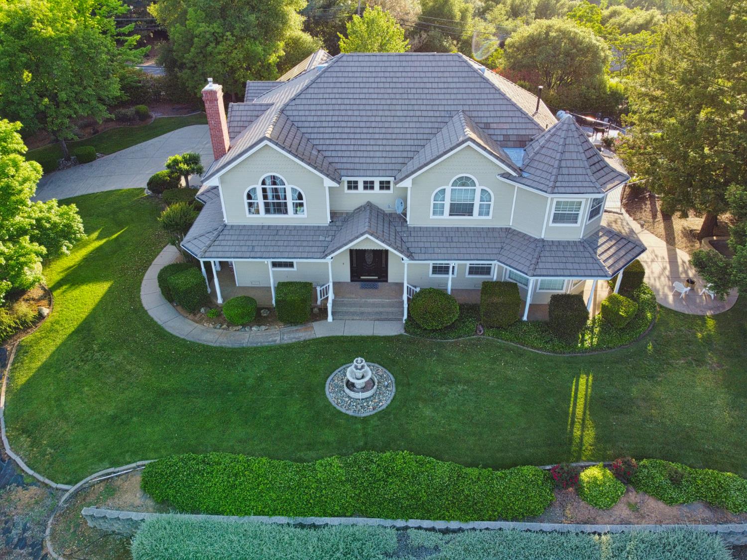 Detail Gallery Image 1 of 31 For 4520 Rigel Ct., Shingle Springs,  CA 95682 - 5 Beds | 3 Baths