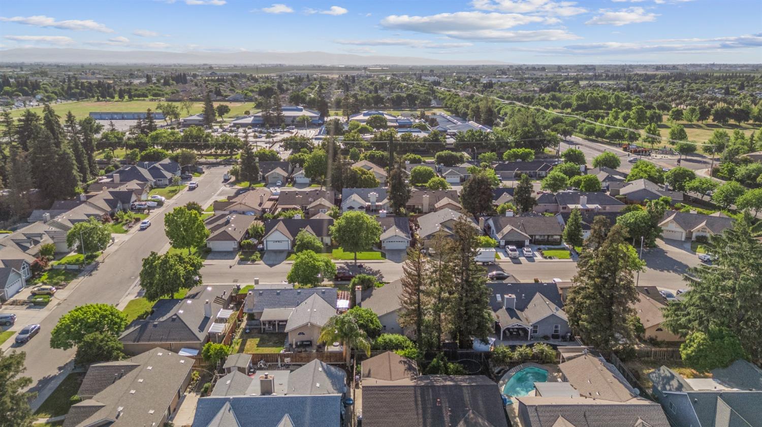 Detail Gallery Image 12 of 40 For 3887 Paula Ct, Turlock,  CA 95382 - 4 Beds | 2 Baths