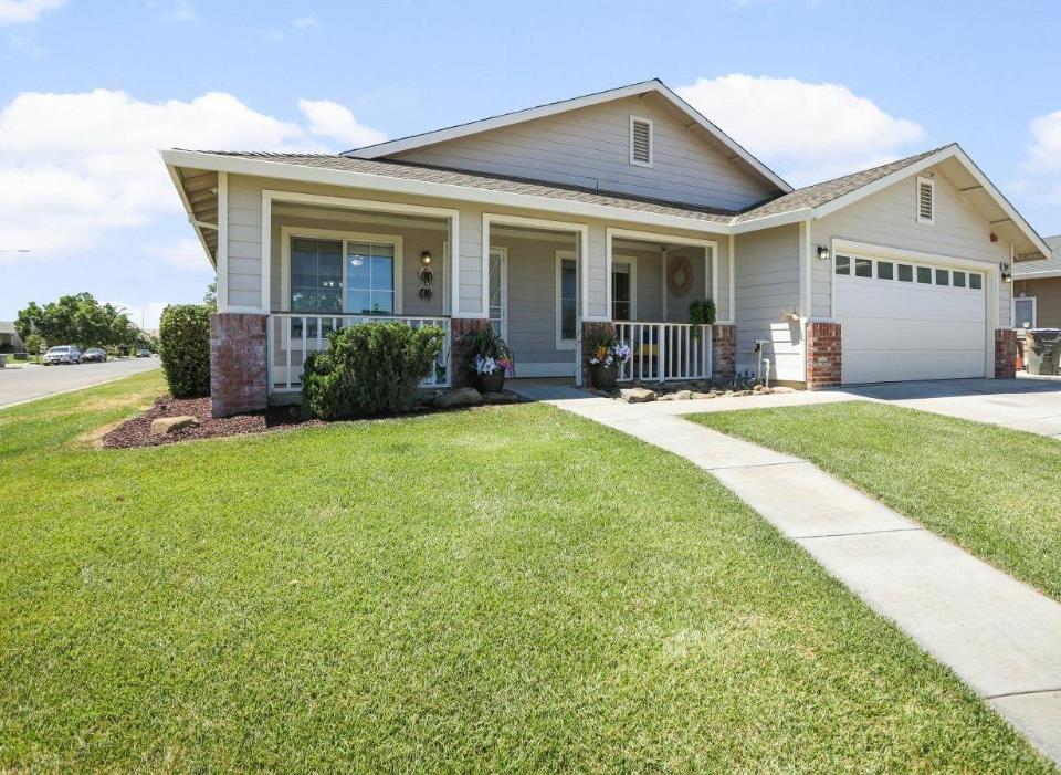 Detail Gallery Image 2 of 23 For 25987 Duncan Dr, Esparto,  CA 95627 - 4 Beds | 2 Baths