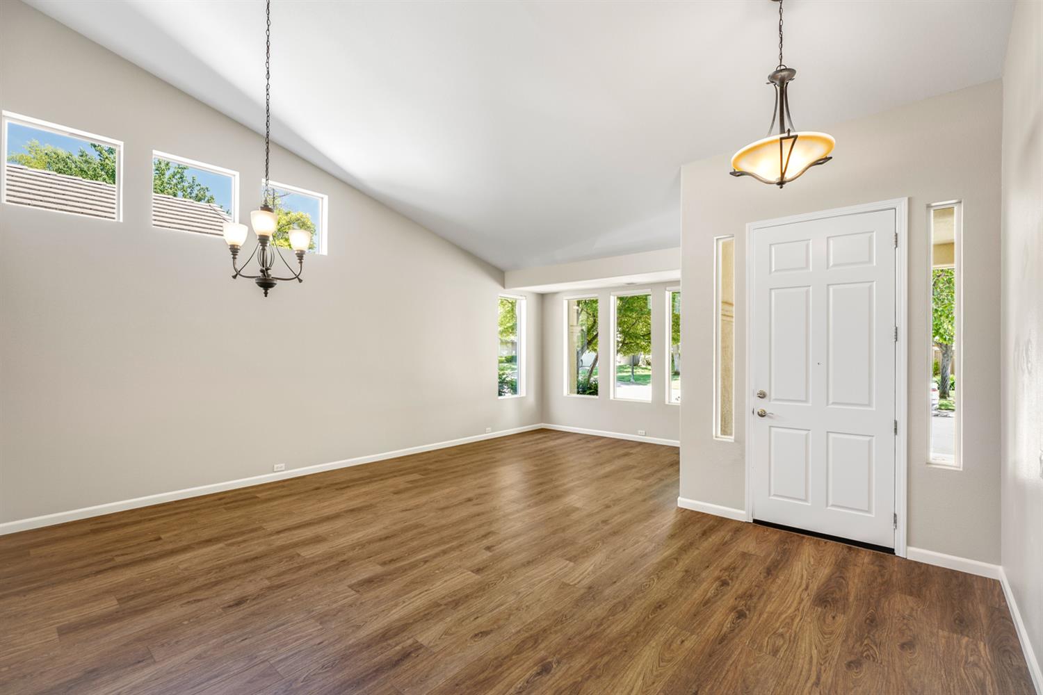 Cobble Fields Court, Folsom, California image 5