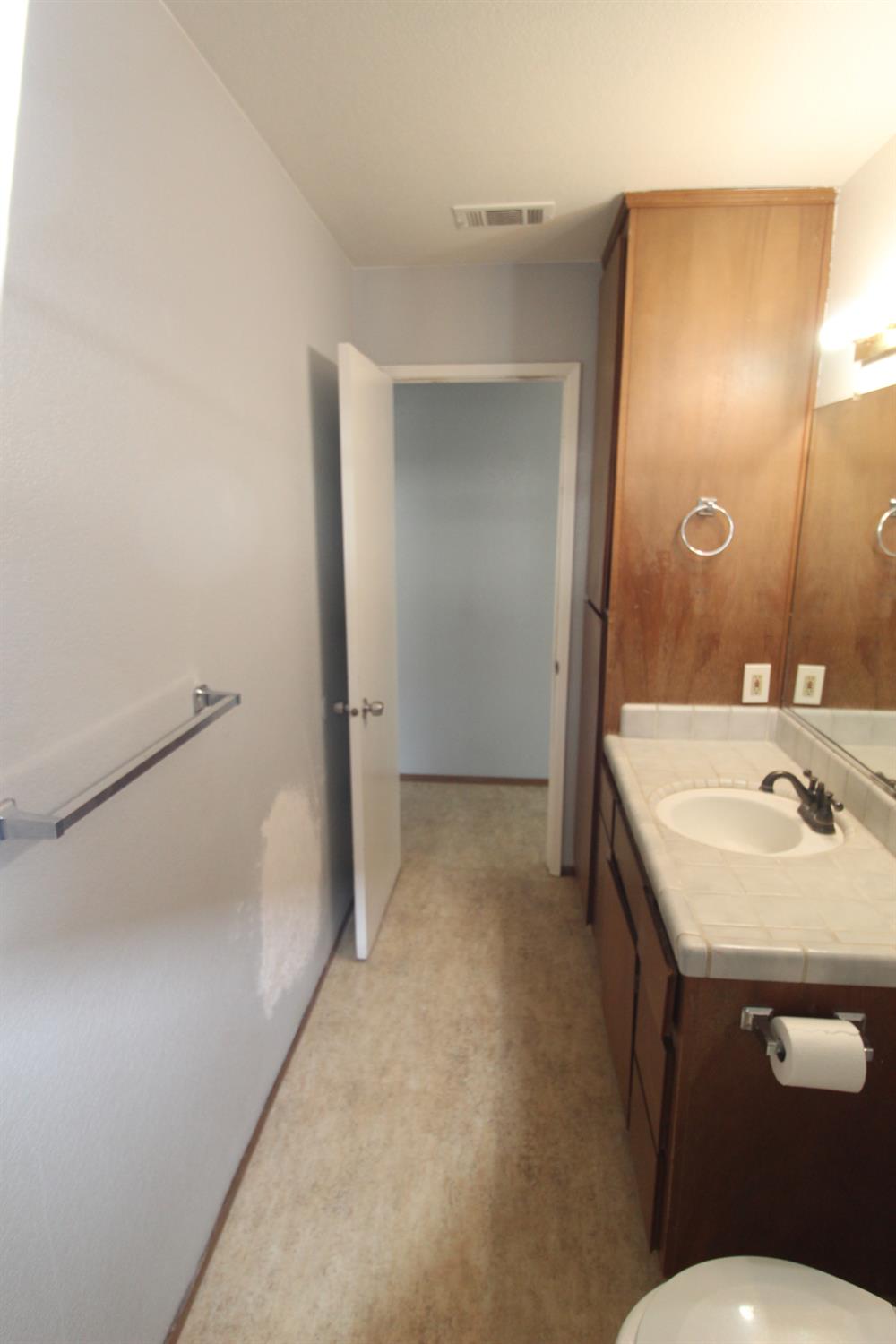 Detail Gallery Image 16 of 23 For 144 Stanislaus Ave, Oakdale,  CA 95361 - 2 Beds | 1 Baths