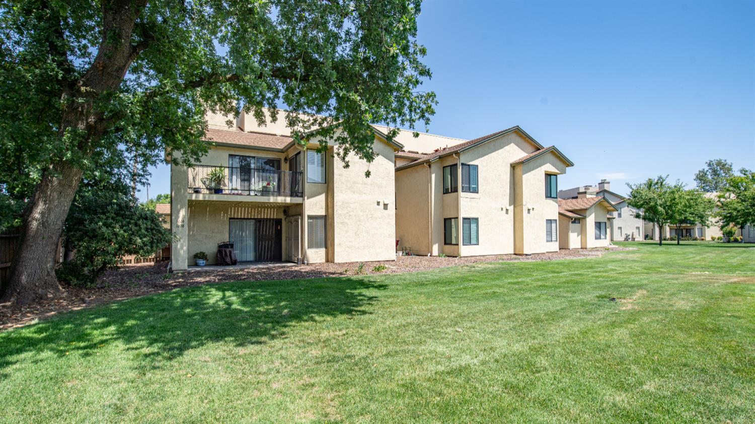 Detail Gallery Image 25 of 25 For 1628 Porter Way, Stockton,  CA 95207 - 2 Beds | 2 Baths