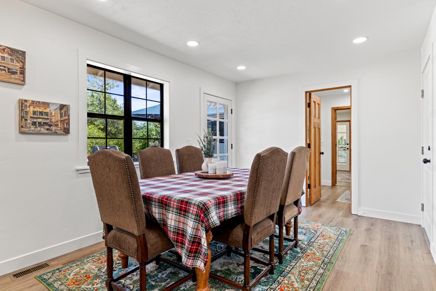 Detail Gallery Image 27 of 94 For 3740 Wild Turkey Dr, Shingle Springs,  CA 95682 - 4 Beds | 3 Baths