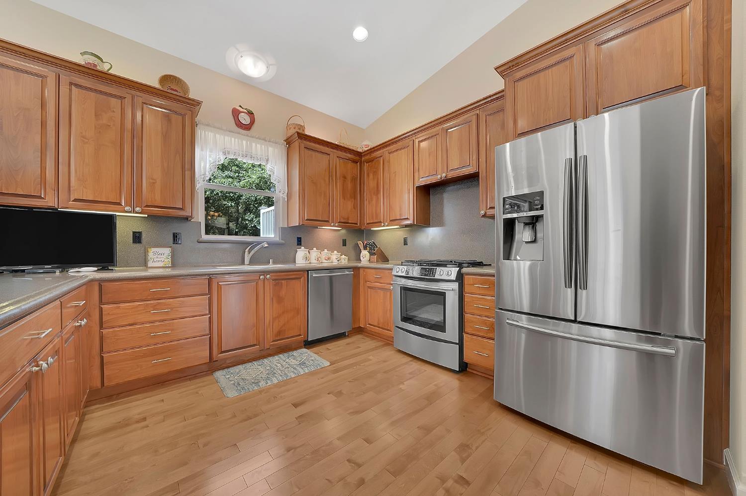 Detail Gallery Image 23 of 71 For 18777 Sugar Pine Dr S, Pine Grove,  CA 95665 - 3 Beds | 2/1 Baths