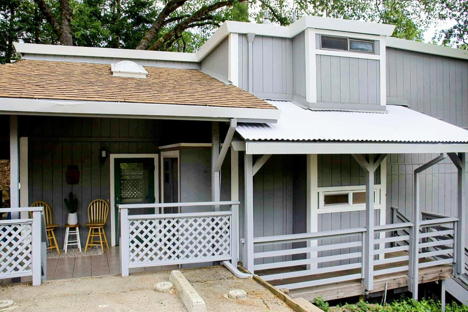 Detail Gallery Image 1 of 41 For 3233 Oriole Way, Placerville,  CA 95667 - 3 Beds | 2 Baths