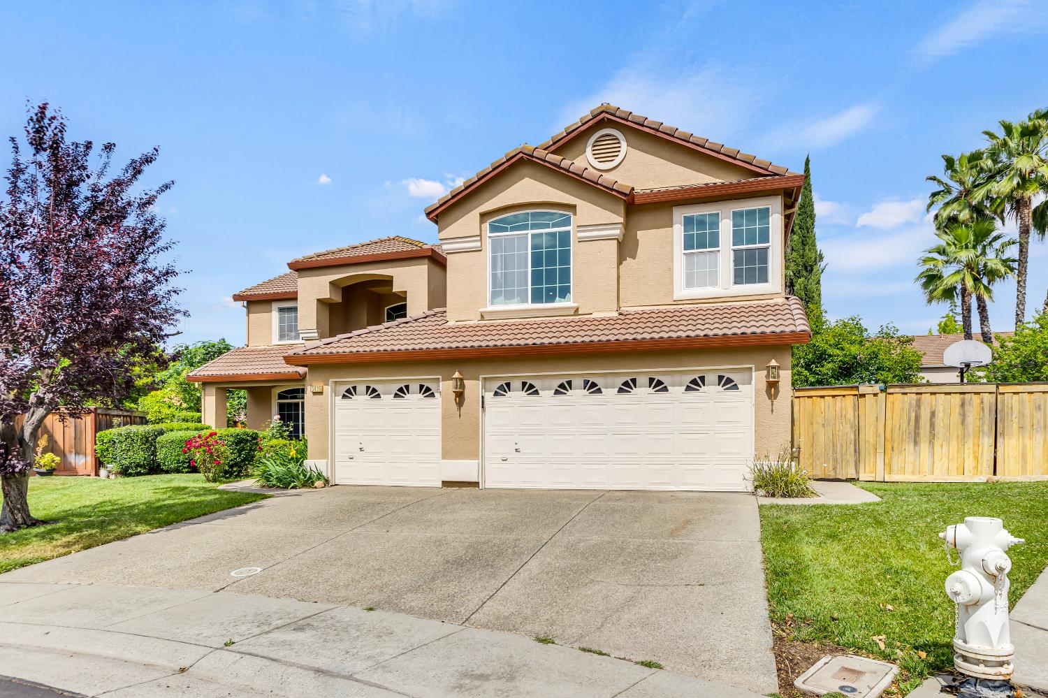 Detail Gallery Image 3 of 90 For 3435 Sierra Meadow Ct, Elk Grove,  CA 95758 - 6 Beds | 3 Baths
