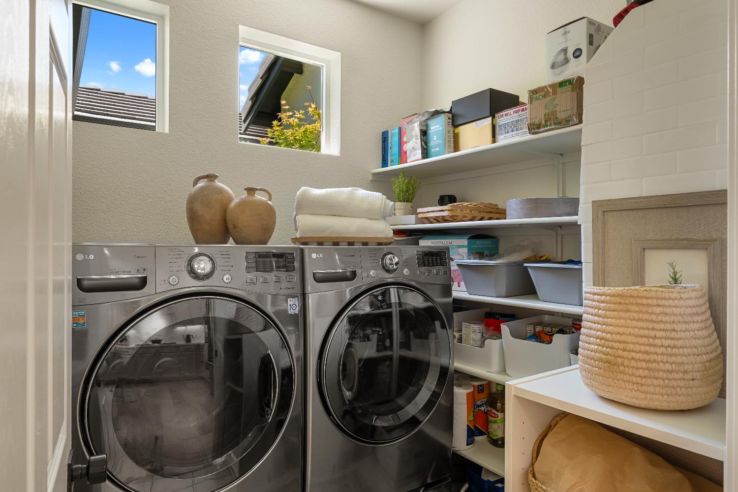 Detail Gallery Image 34 of 50 For 2356 Staxton Cir, Roseville,  CA 95747 - 3 Beds | 2 Baths