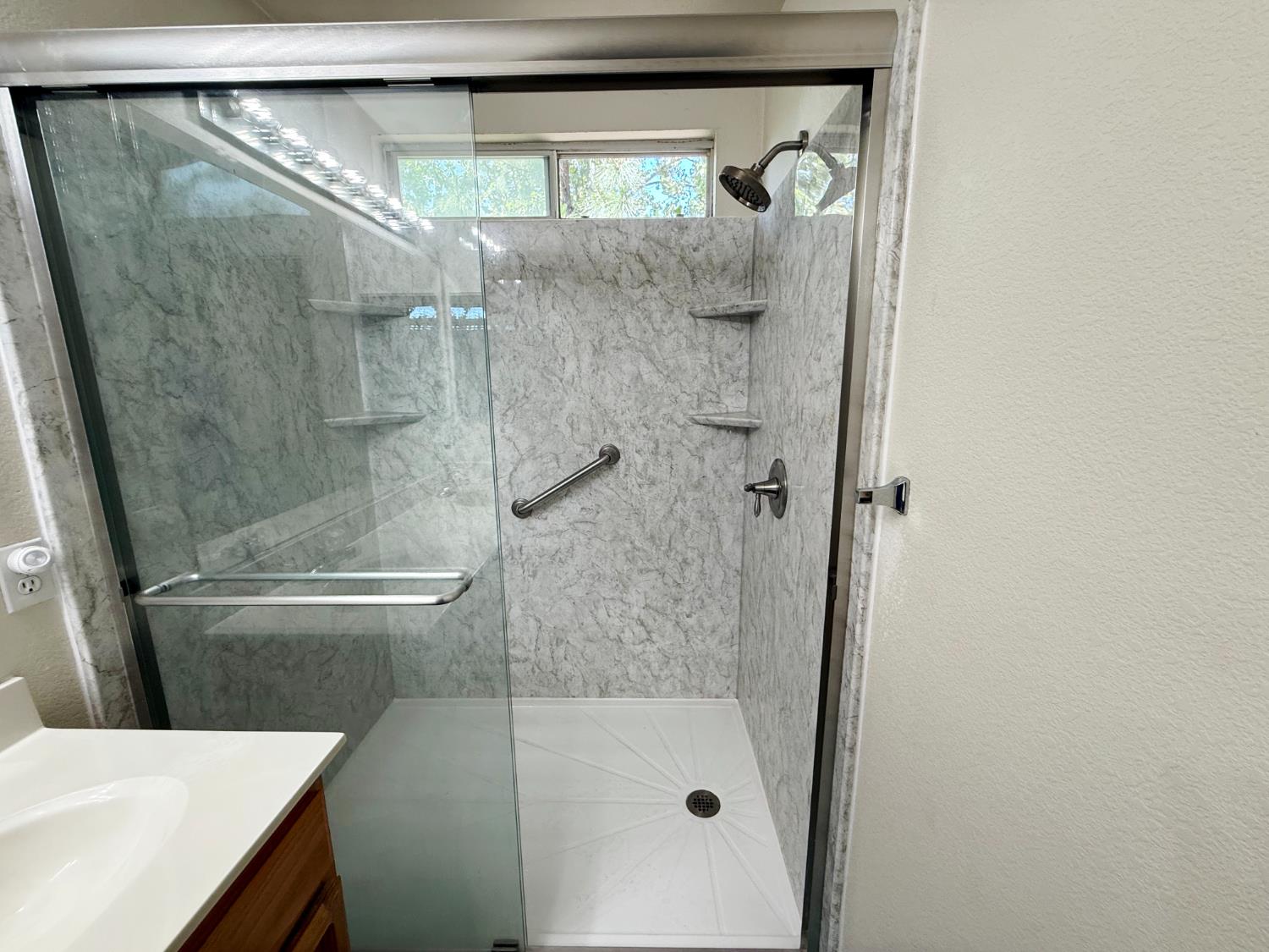 Detail Gallery Image 40 of 55 For 2040 Gordon Verner Cir, Stockton,  CA 95206 - 3 Beds | 2/1 Baths