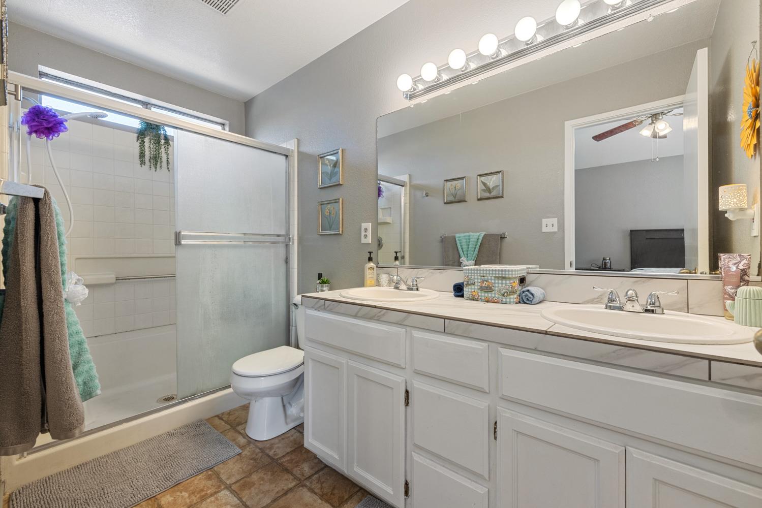 Detail Gallery Image 29 of 33 For 1112 La Mesa St, Escalon,  CA 95320 - 3 Beds | 2 Baths
