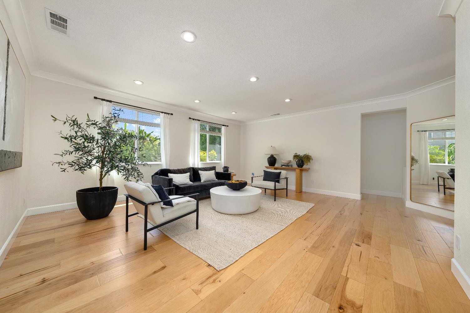 Detail Gallery Image 7 of 50 For 2356 Staxton Cir, Roseville,  CA 95747 - 3 Beds | 2 Baths