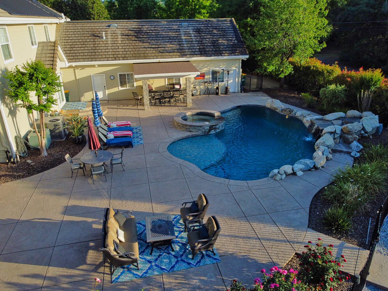 Detail Gallery Image 20 of 31 For 4520 Rigel Ct., Shingle Springs,  CA 95682 - 5 Beds | 3 Baths