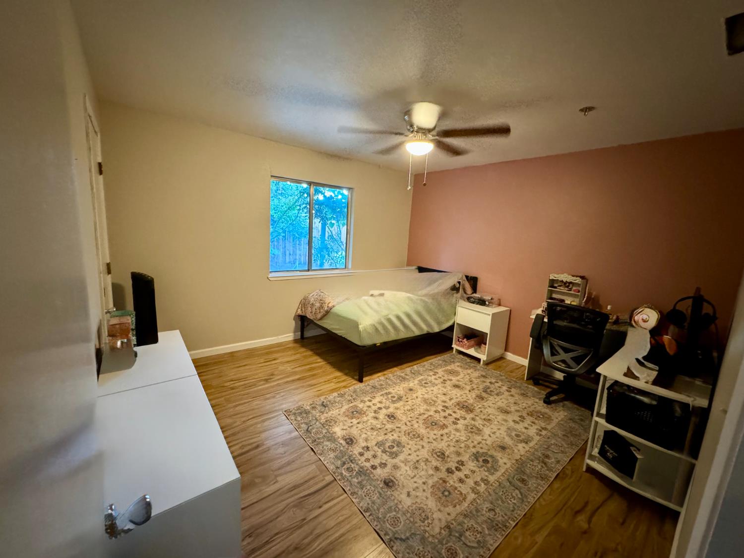 Detail Gallery Image 12 of 26 For 12936 Main St, Waterford,  CA 95386 - 3 Beds | 2 Baths