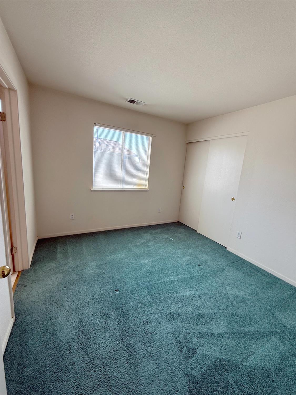 Detail Gallery Image 49 of 55 For 2040 Gordon Verner Cir, Stockton,  CA 95206 - 3 Beds | 2/1 Baths