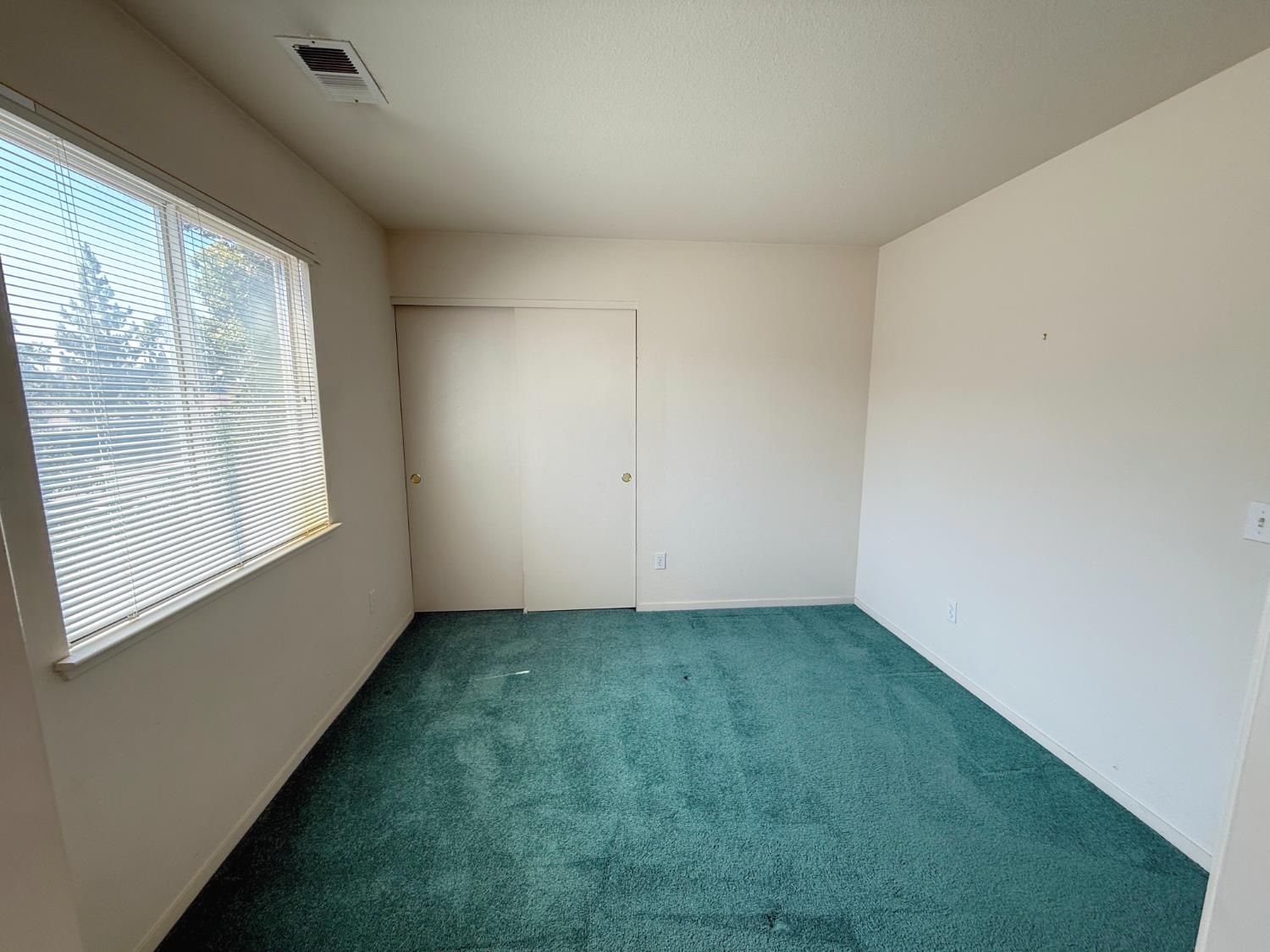 Detail Gallery Image 48 of 55 For 2040 Gordon Verner Cir, Stockton,  CA 95206 - 3 Beds | 2/1 Baths