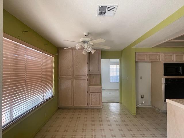 Detail Gallery Image 7 of 23 For 3816 Wilkesboro Ave, Modesto,  CA 95357 - 4 Beds | 3 Baths