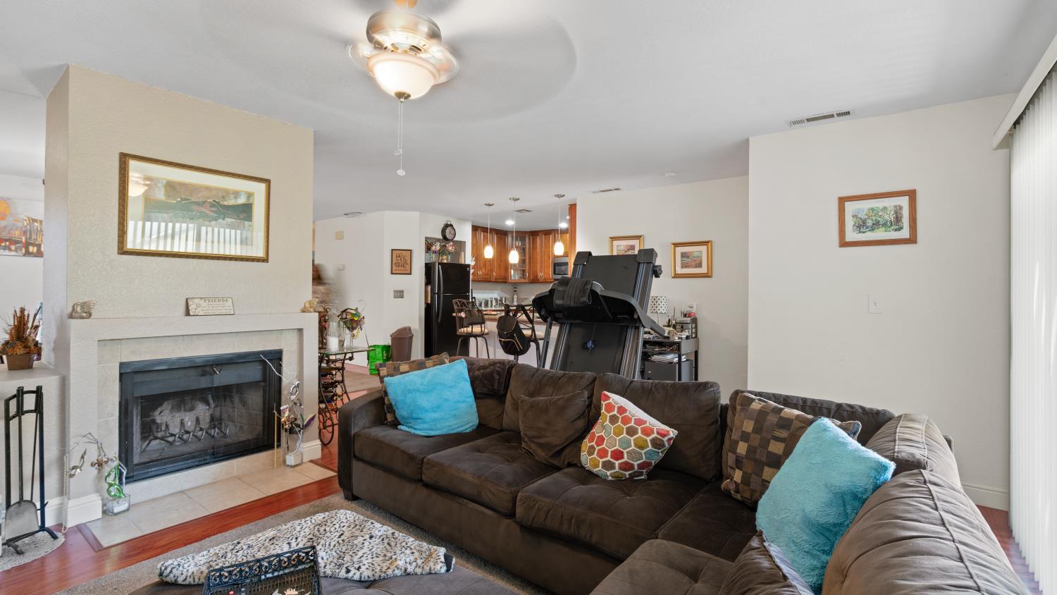 Detail Gallery Image 13 of 25 For 1628 Porter Way, Stockton,  CA 95207 - 2 Beds | 2 Baths