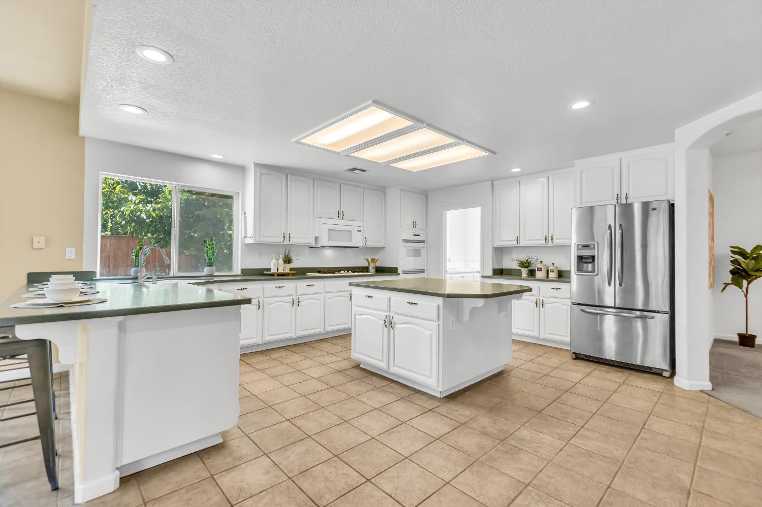 Detail Gallery Image 25 of 90 For 3435 Sierra Meadow Ct, Elk Grove,  CA 95758 - 6 Beds | 3 Baths