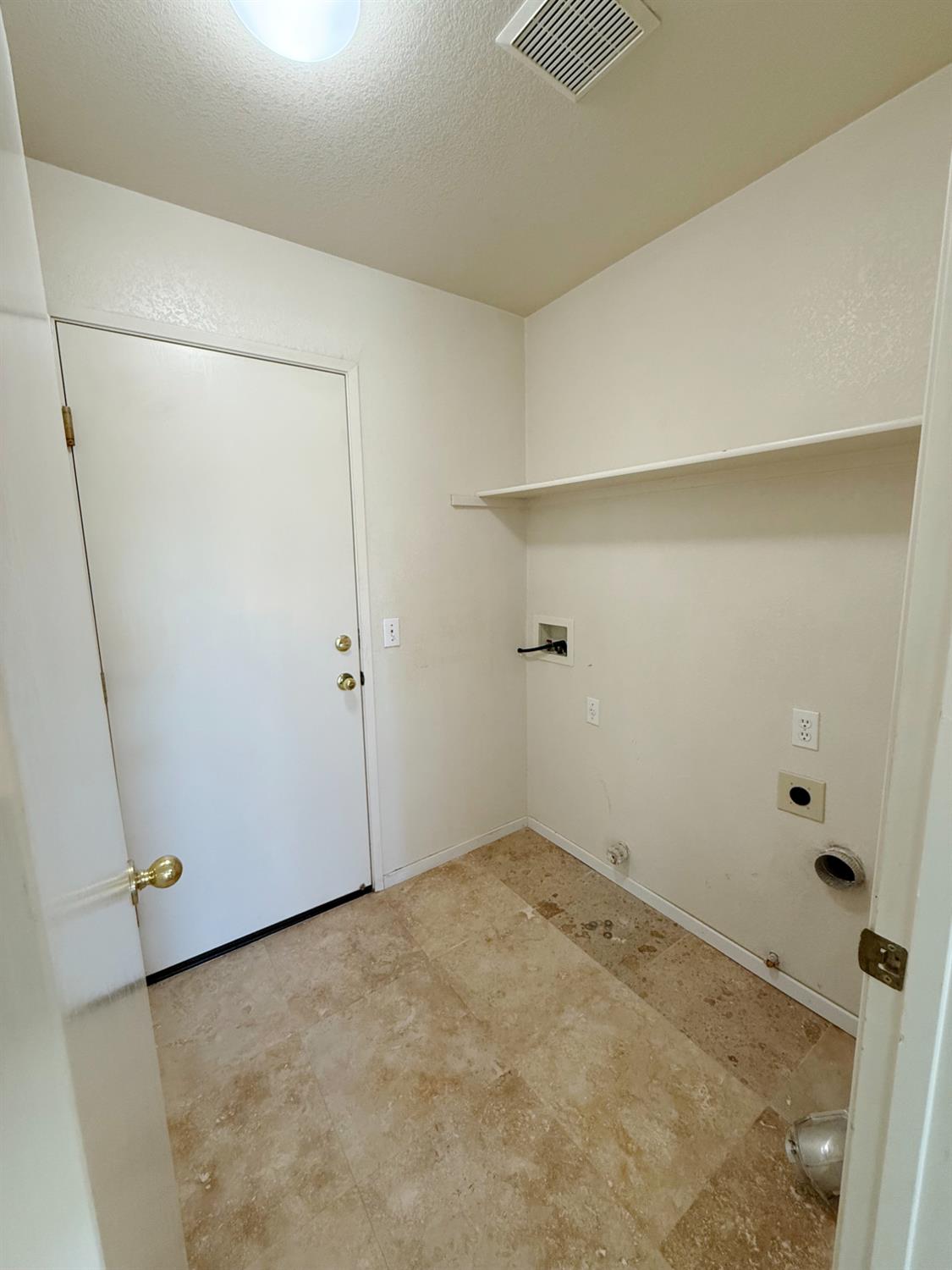 Detail Gallery Image 50 of 55 For 2040 Gordon Verner Cir, Stockton,  CA 95206 - 3 Beds | 2/1 Baths