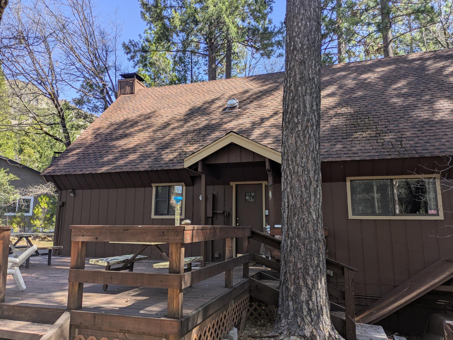 Detail Gallery Image 2 of 18 For 428 Tamarack Bend, Sierra City,  CA 96125 - 3 Beds | 3 Baths