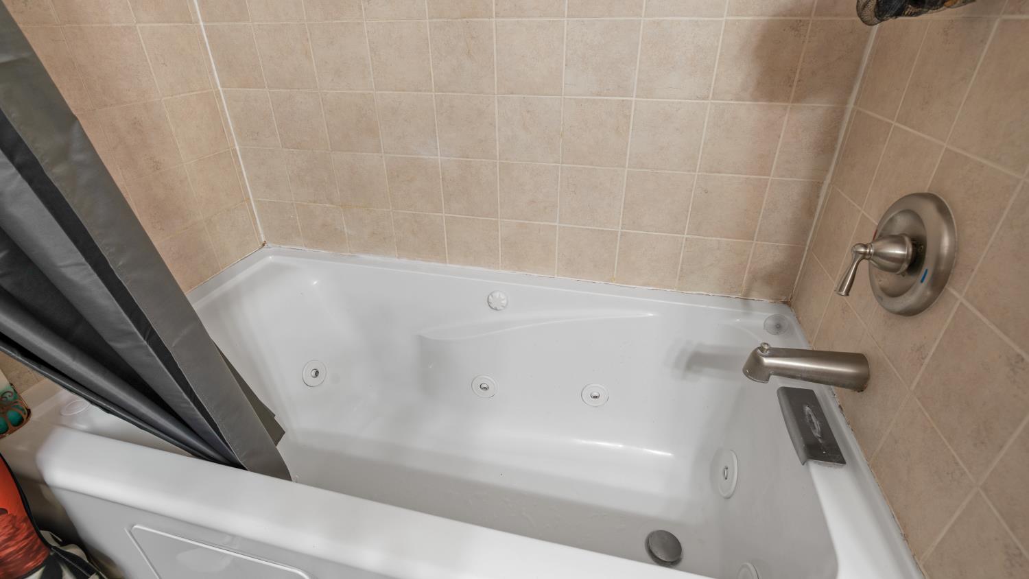 Detail Gallery Image 17 of 25 For 1628 Porter Way, Stockton,  CA 95207 - 2 Beds | 2 Baths