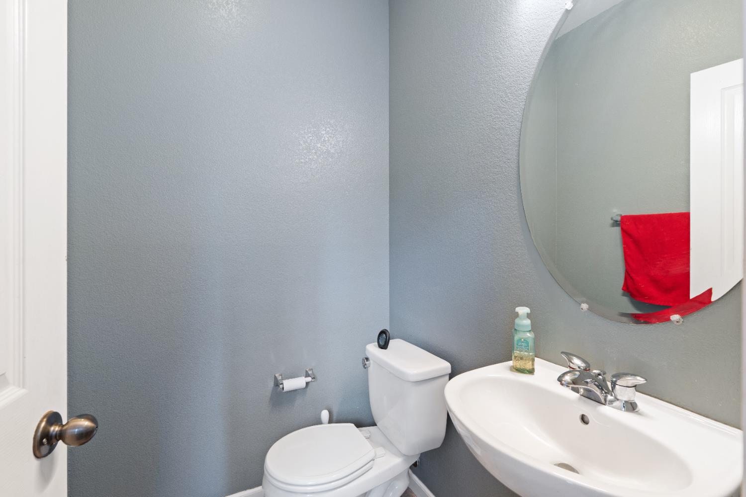 Detail Gallery Image 16 of 31 For 213 Washington Pl, West Sacramento,  CA 95605 - 3 Beds | 2/1 Baths