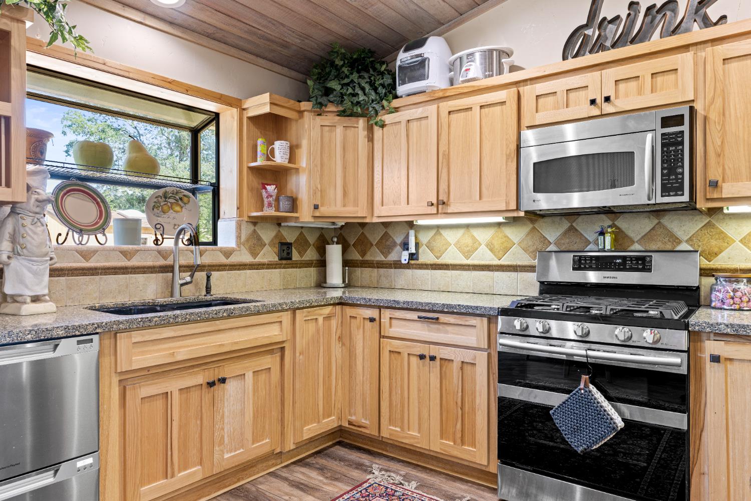 Detail Gallery Image 66 of 94 For 3740 Wild Turkey Dr, Shingle Springs,  CA 95682 - 4 Beds | 3 Baths