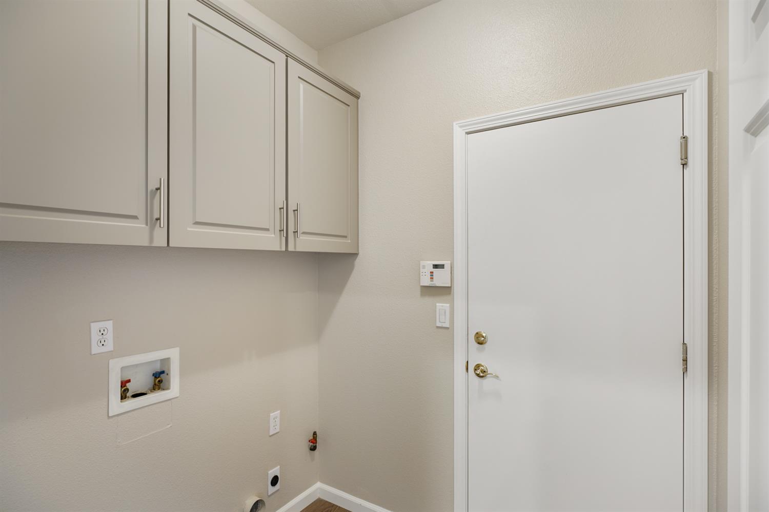 Cobble Fields Court, Folsom, California image 30
