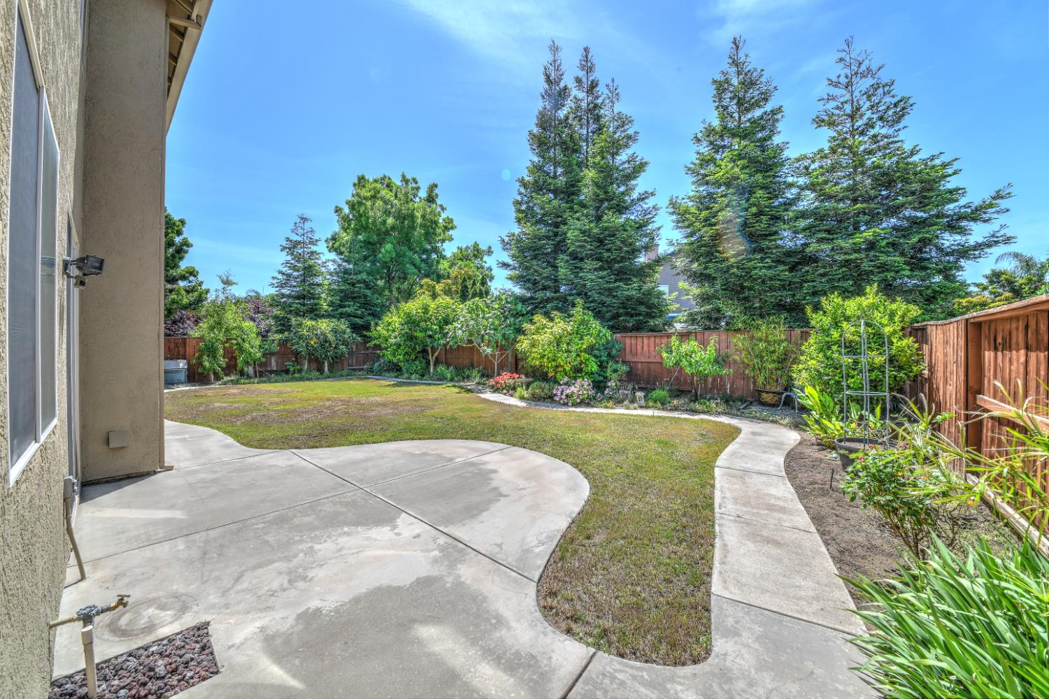 Detail Gallery Image 5 of 30 For 4208 Heritage Dr, Modesto,  CA 95356 - 4 Beds | 3 Baths