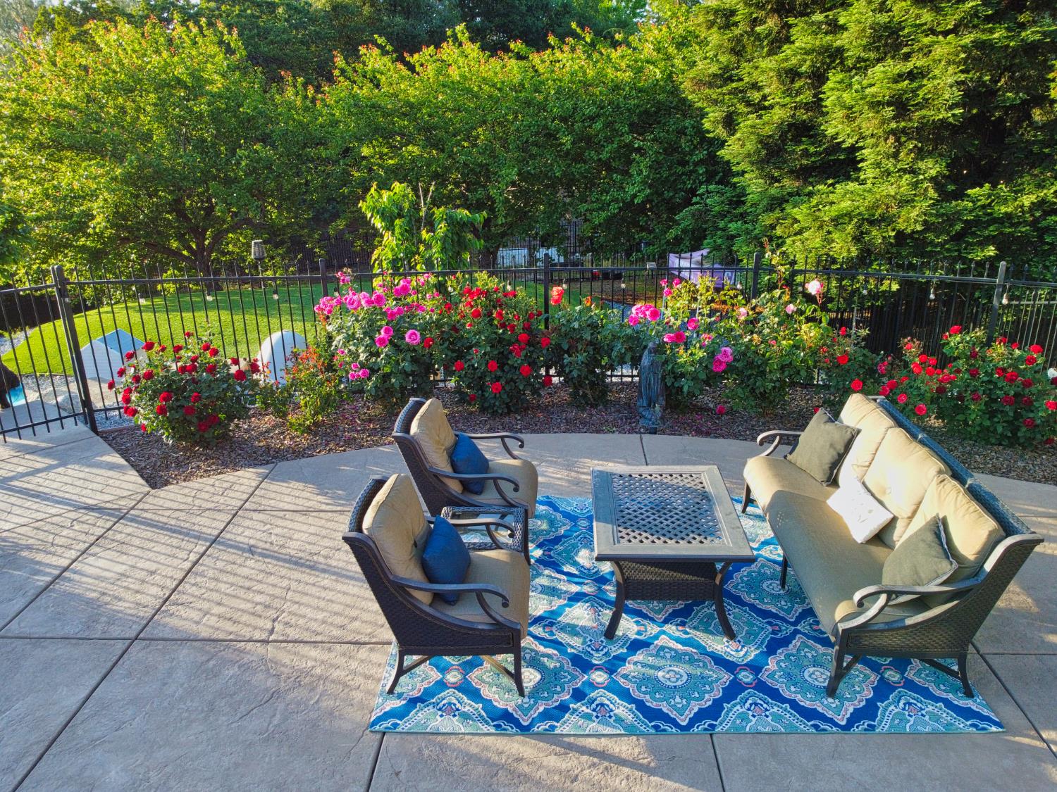 Detail Gallery Image 14 of 31 For 4520 Rigel Ct., Shingle Springs,  CA 95682 - 5 Beds | 3 Baths