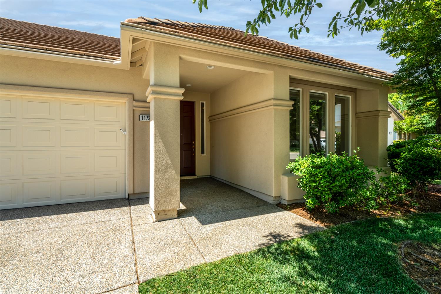 Cobble Fields Court, Folsom, California image 4