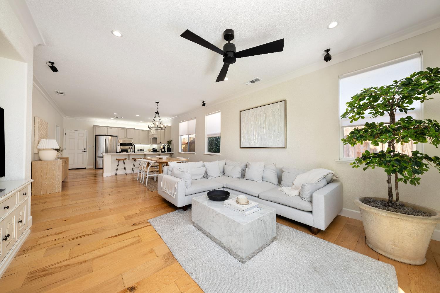 Detail Gallery Image 14 of 50 For 2356 Staxton Cir, Roseville,  CA 95747 - 3 Beds | 2 Baths