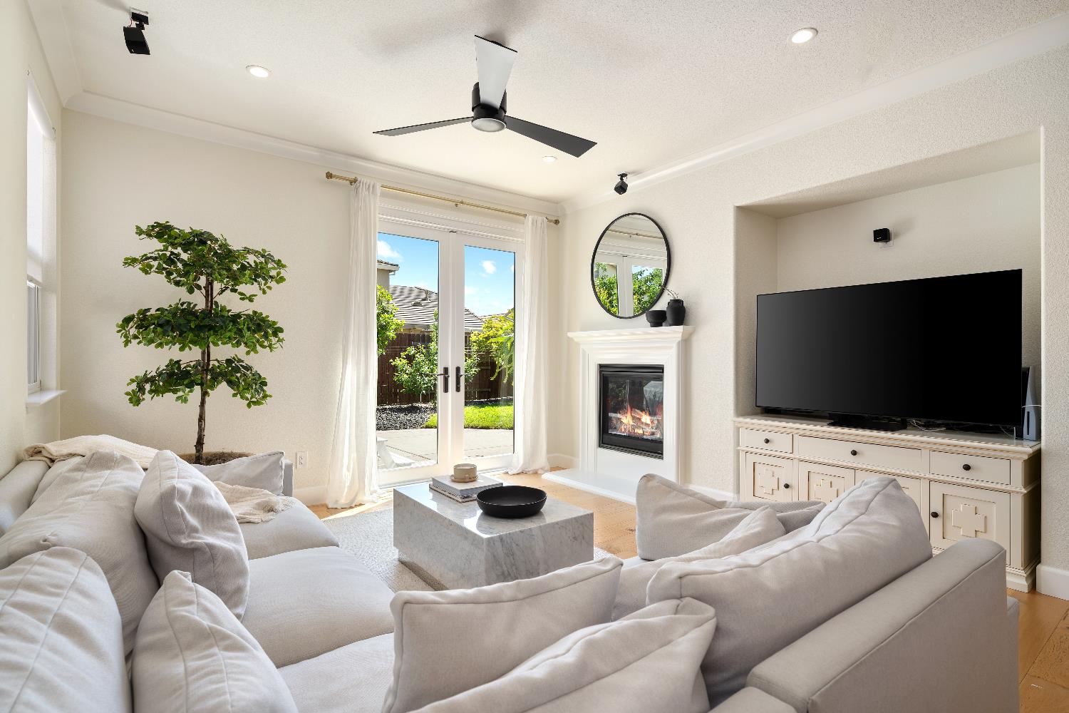 Detail Gallery Image 13 of 50 For 2356 Staxton Cir, Roseville,  CA 95747 - 3 Beds | 2 Baths