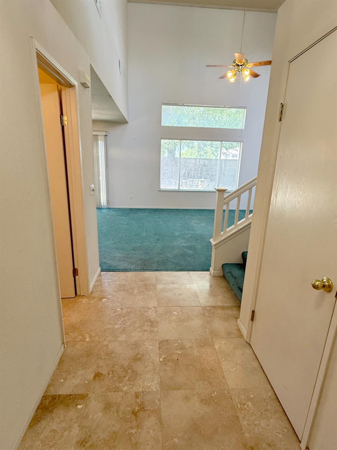 Detail Gallery Image 8 of 55 For 2040 Gordon Verner Cir, Stockton,  CA 95206 - 3 Beds | 2/1 Baths