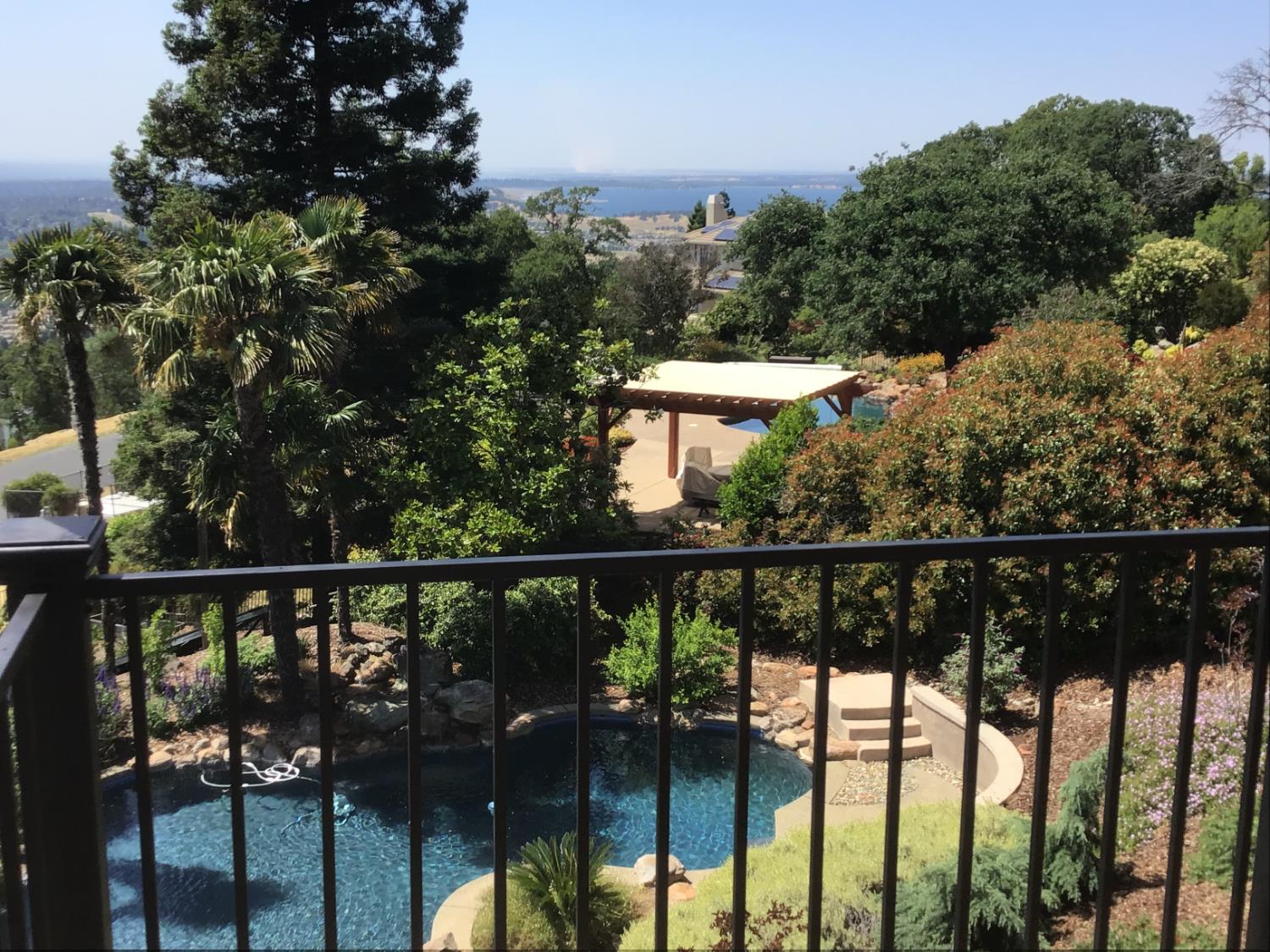 Powers Drive, El Dorado Hills, California image 32