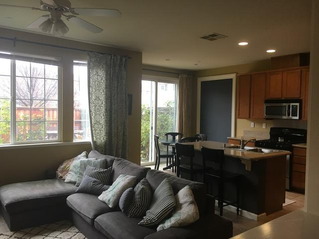 Detail Gallery Image 8 of 66 For 1270 Incline Dr #3,  Lincoln,  CA 95648 - 3 Beds | 2/1 Baths